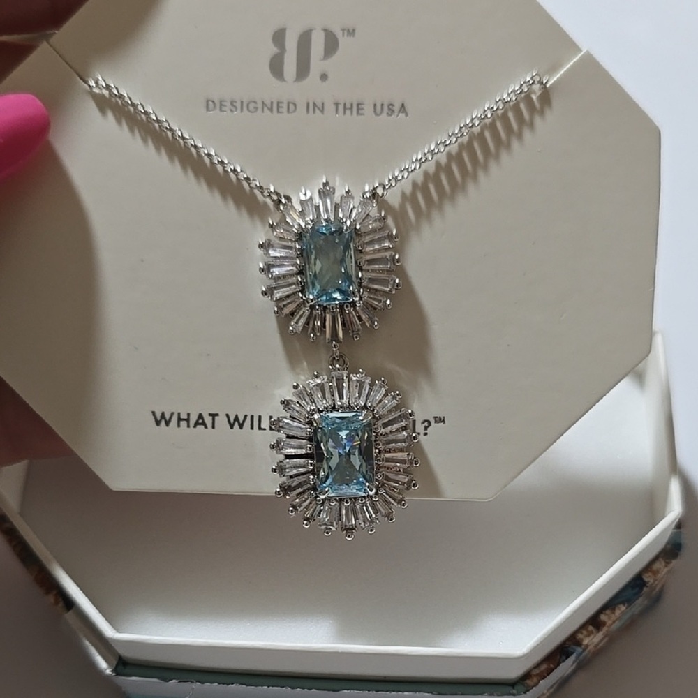 Bomb Party March Necklace Aquamarine